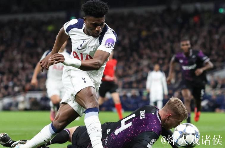 弗兰克创造队史奇迹：3球完胜！2点球+1乌龙球