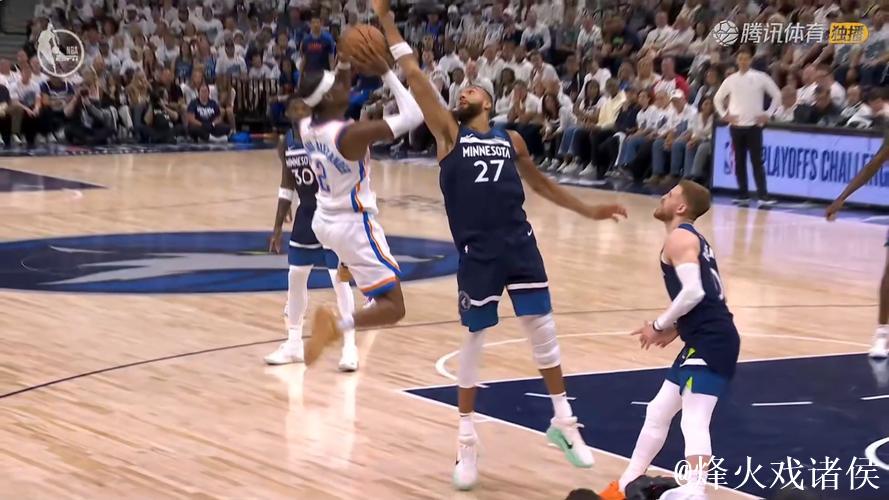 韦德:SGA造犯规体现顶级球员掌控比赛的能力 韦德:SGA造犯规体现顶级球员掌控比赛的能力