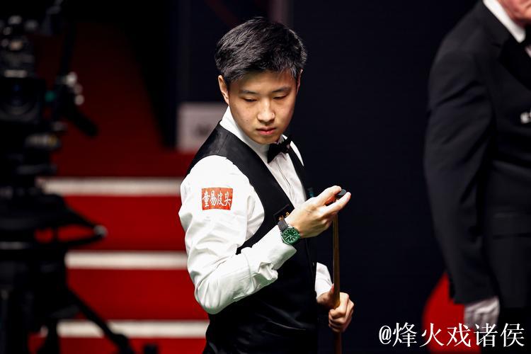 5-4领先后连丢6局！赵心童遗憾无缘上海大师赛决赛